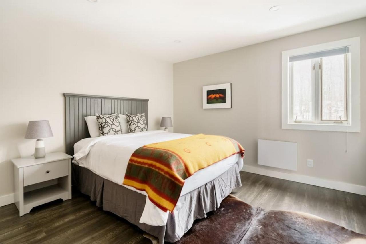 Hébergement de vacances Luxury With Rustic Minimalist Style *