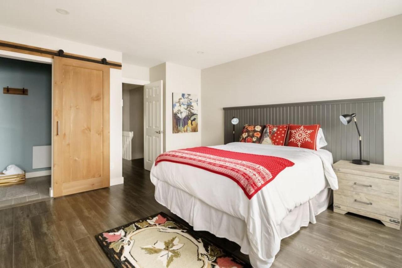 Hébergement de vacances Luxury With Rustic Minimalist Style *