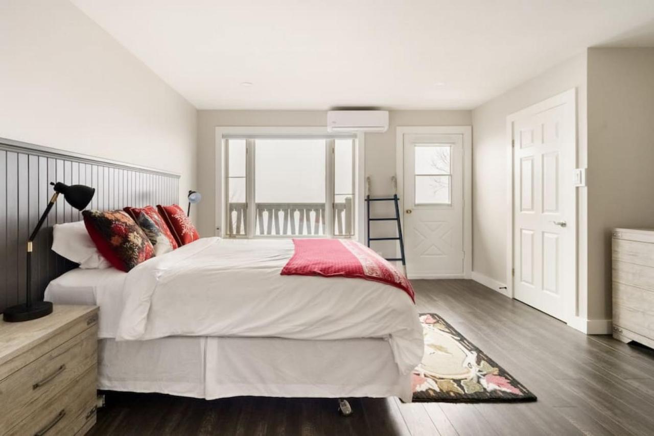 Hébergement de vacances Luxury With Rustic Minimalist Style Mont-Tremblant